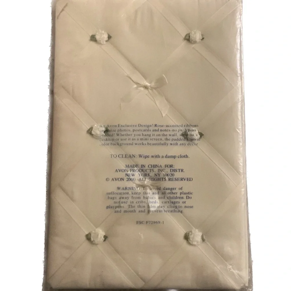 AVON Vintage Collection Memo Board